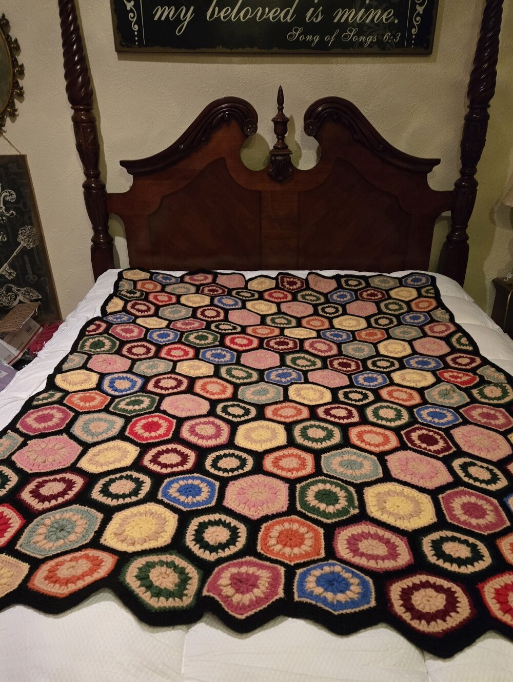 VTG Granny Square Afghan Handmade TIGHT Crochet Hexagon SZ Queen COTTAGE 71"×53"